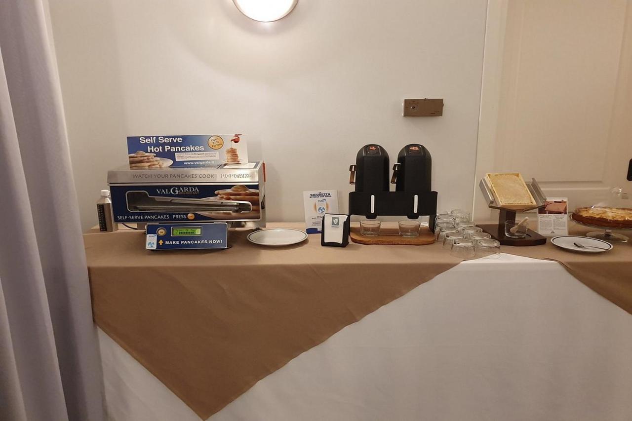 Hotel Azzano Decimo エクステリア 写真