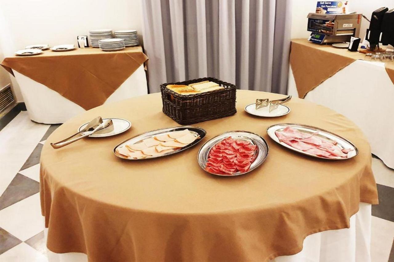 Hotel Azzano Decimo エクステリア 写真